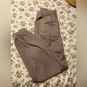 brandy melville rosa sweats